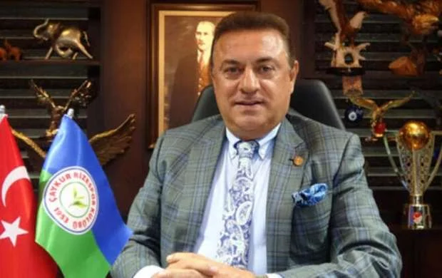 Türk klubunun prezidenti Qarabağ müharibəsindən danışıb ağladı - VİDEO 