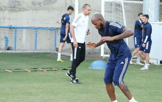 "Qarabağ"ın futbolçusu: "Hakim səhv qərar verdi" 