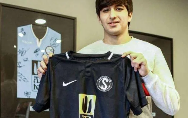 Bakı klubunda yeni müqavilə 