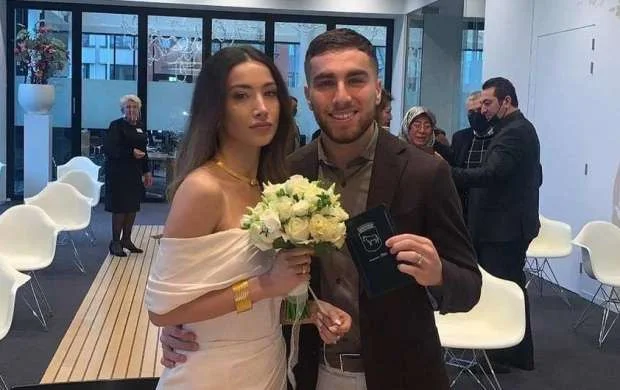 Millimizin futbolçusu evləndi 