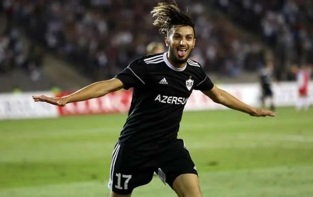 Zubir hamını qabaqladı 