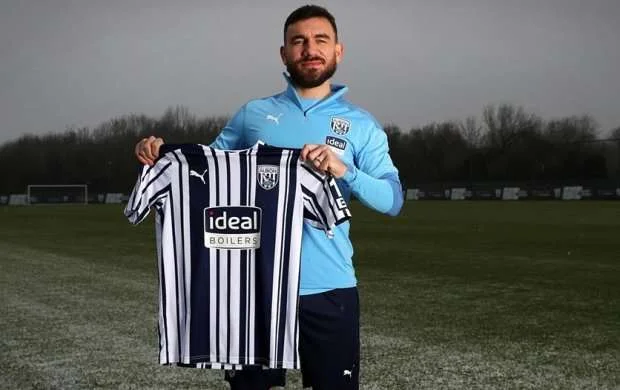 İngiltərə klubunun ilk transferi şotland oldu 
