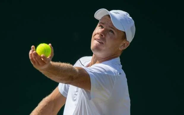 Maska ilə müsahibə vermək istəməyən tennisçi cərimələndi 