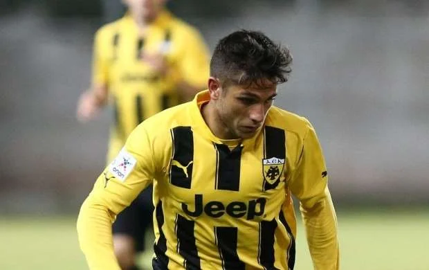 "Neftçi"nin sabiq futbolçusuna yol göründü 