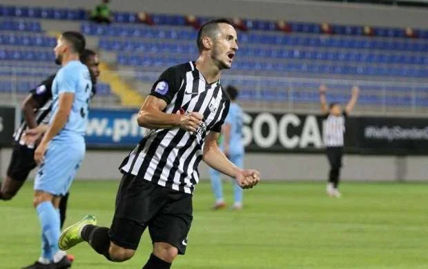 "Neftçi"nin futbolçusu yeni rekorda imza atıb 