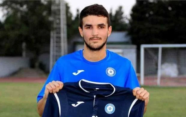 "Sumqayıt" millimizin sabiq futbolçusunu baxışa çağırdı 