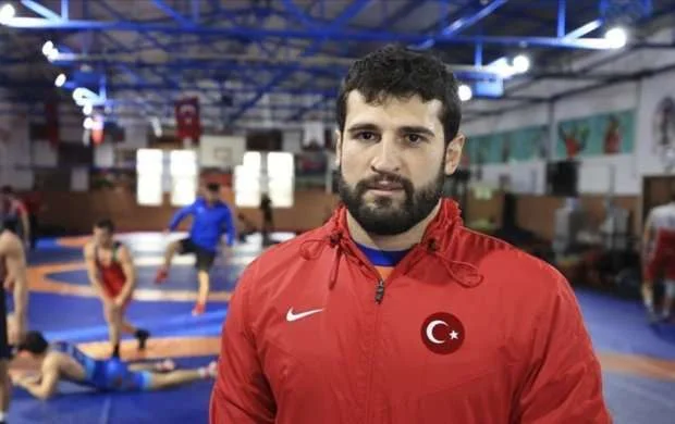 Türk idmançı: "Azərbaycan güləşçilərini qardaşlarımız kimi görürük" 