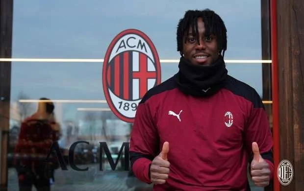 "Milan"dan yeni transfer 