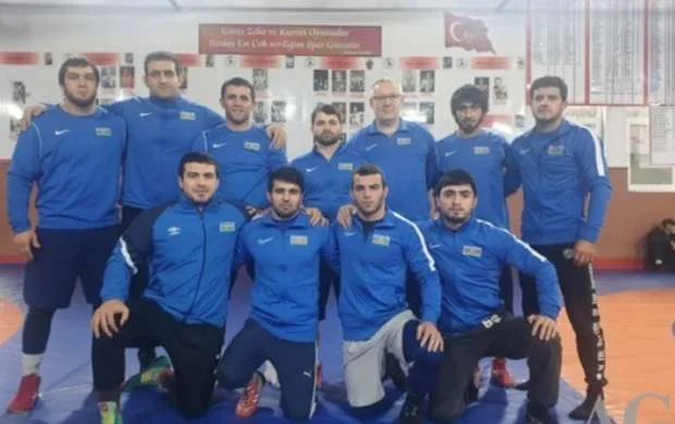 Yunan-Roma güləşçilərimiz "Qran-pri"də 8 medal qazandı 