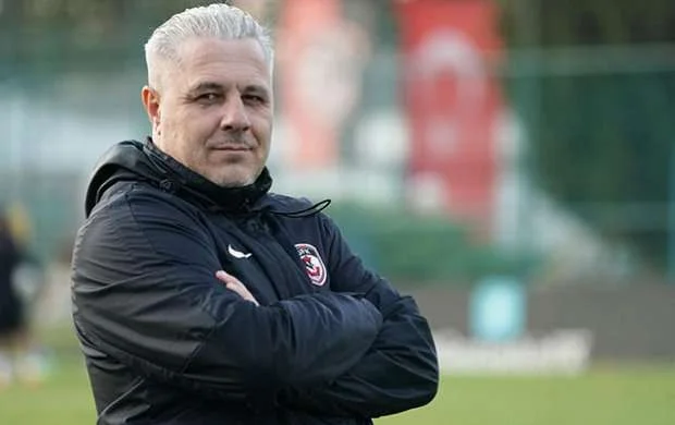 Türk klubunda baş məşqçi təyinatı 