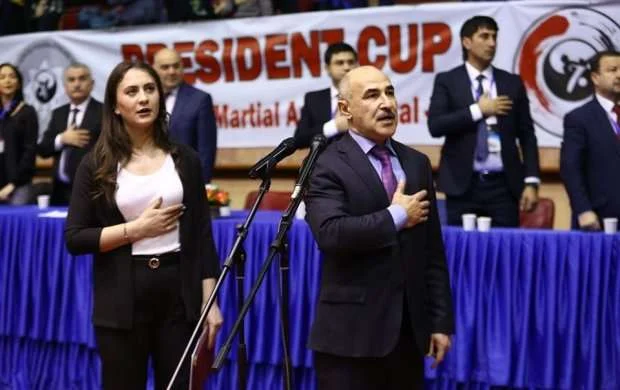 Döyüş Federasiyalarının Prezidenti od püskürdü: Operativ Qərargah adını doğrultmur 