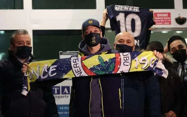 Mesut Özil: "Azərbaycana salam göndərirəm" 