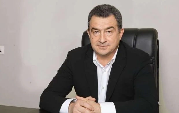 Millimizin sabiq futbolçusu koronavirusdan vəfat etdi 
