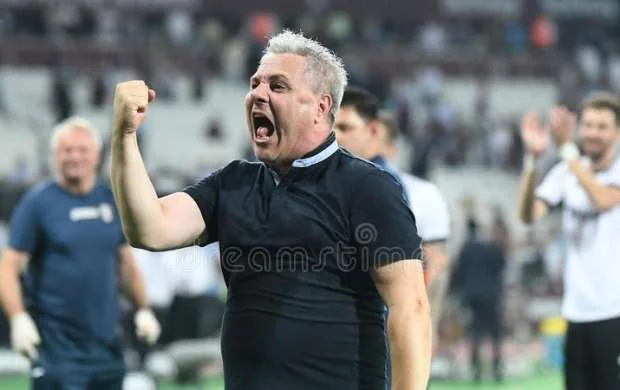 Baş məşqçi futbolçulardan çox “qırmızı” alıb - Superliqada anormallıq 