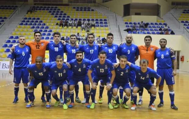 Millimizin Yunanıstana yollanan heyətində dəyişiklik edildi 
