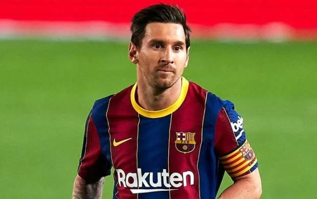 Messi rəqib futbolçunu təhqir etdi 