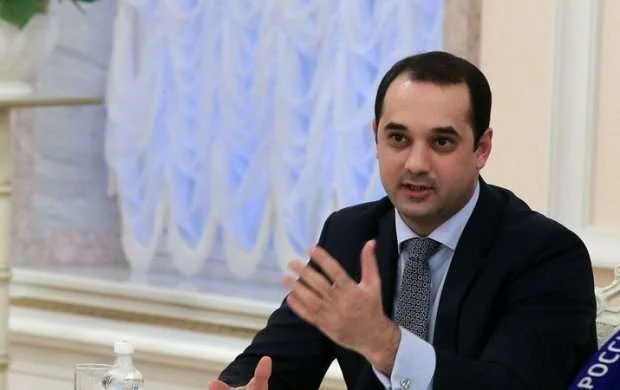 Emil Əliyev yenidən RFS-in İcraiyyə Komitəsinə üzv seçildi 