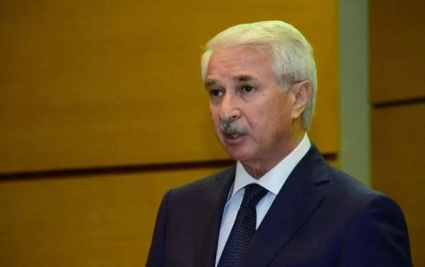 Sahib Ələkbərovun yerinə Fərhad Əliyev 