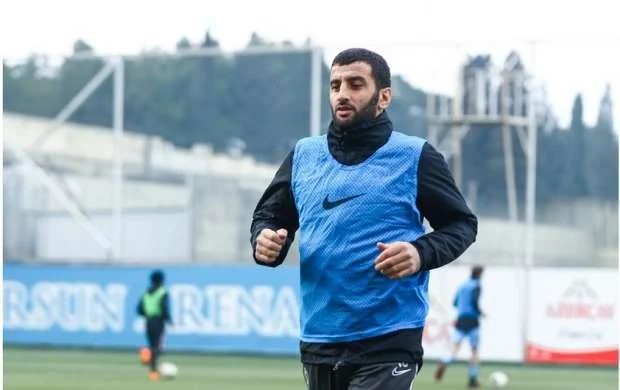 Rahid Əmirquliyev: "Futbolçu simulyasiyaya əl atmamalıdır" 