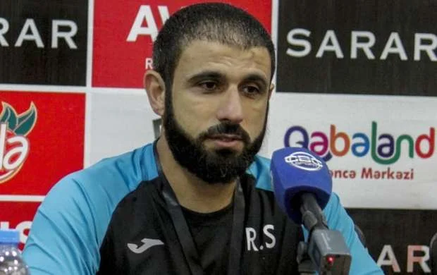 Rəşad Sadıqov: "Bəzən futbolçularımız bu çətinliyi yaşayırlar" 