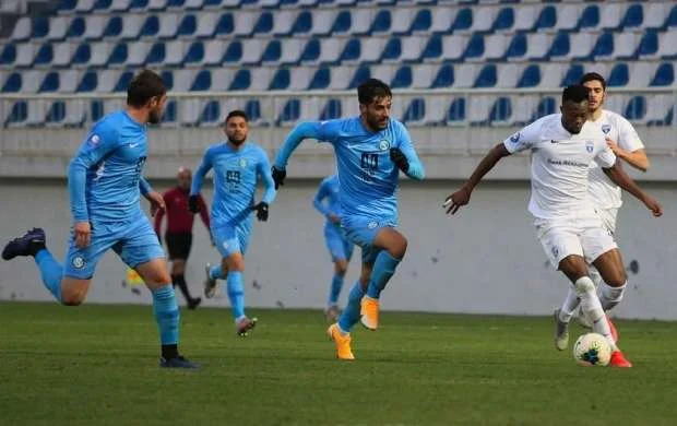 "Sabah"ın futbolçusu: "Dişlərimin qırılması oynamağıma mane ola bilməz" 