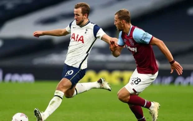 Mourinyu London derbisində də uduzdu - VİDEO 