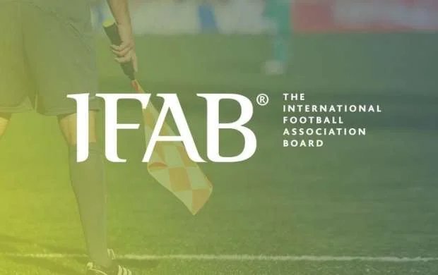 Futbolda yeni qaydalar qəbul olundu 