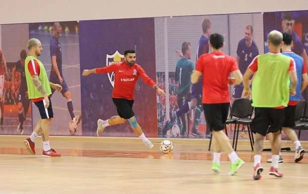 Çovdarov: "Vurduğum qolu azarkeşlərimizə hədiyyə edirəm". 