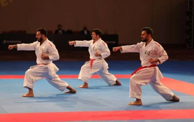 Karateçilərimiz İstanbulda 4 medal qazandı 
