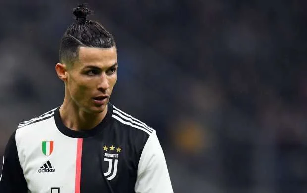 "Yuventus" Ronaldu ilə bağlı qərarını açıqladı 