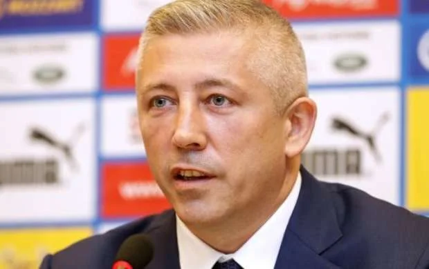 Futbol İttifaqının prezidenti istefa verdi 