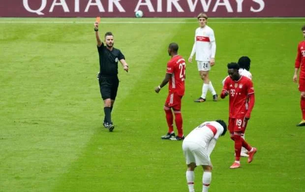 "Bavariya"nın futbolçusuna iki oyunluq cəza 