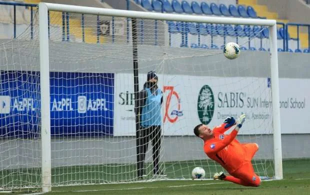 Saşa Stamenkoviç: "Canni De Byazi bütün qüvvəsini sərf edəcək" 