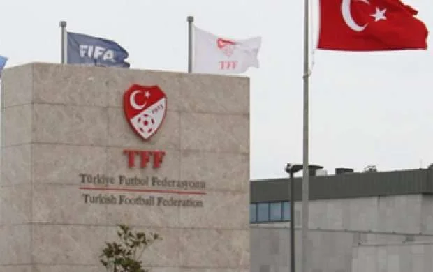 Türkiyə - Latviya matçına azarkeşlər buraxılmayacaq 
