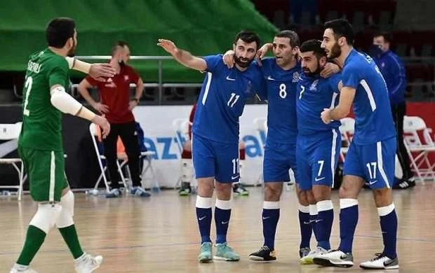 Millimizin Slovakiya və Yunanıstanla oyun üçün heyəti 