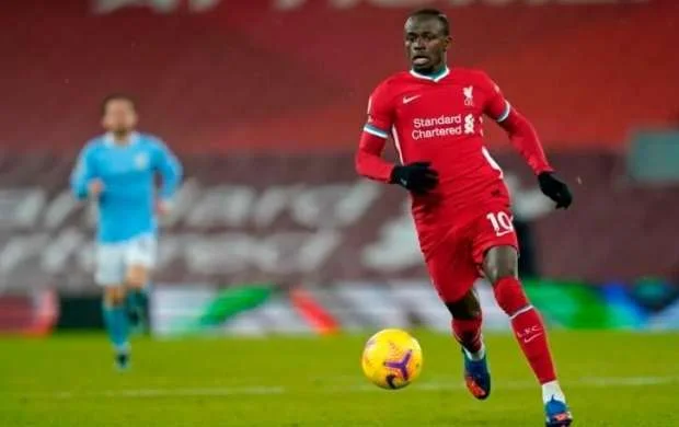 Ayaqyolu təmizləyən ulduz futbolçu - Araşdırma 
