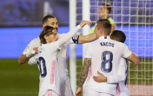 "Real" - "Barselona": 43 il sonra... 