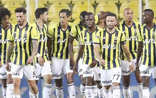 “Fənərbağça”da "zəlzələ": 10 futbolçu göndərilir - SİYAHI 