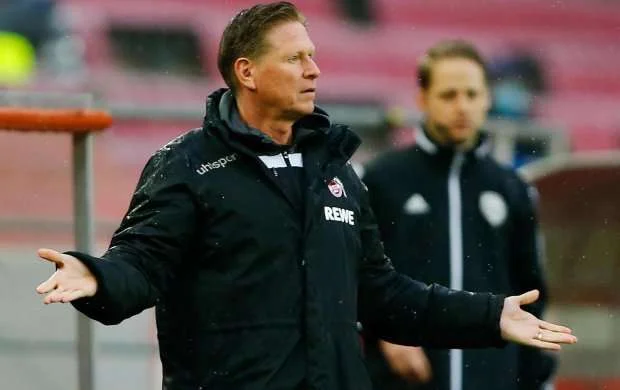 Bundesliqa klubu baş məşqçisini qovdu 