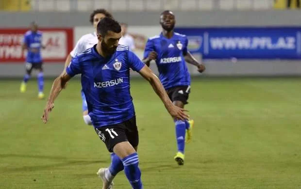 Mahir Emreli Azərbaycan çempionatları tarixinə düşdü 