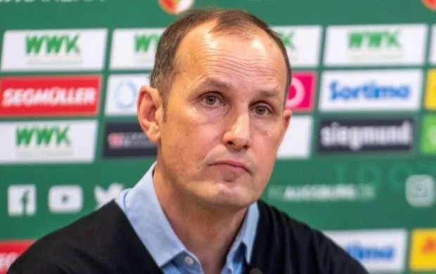 Bundesliqa klubu baş məşqçisini qovdu 