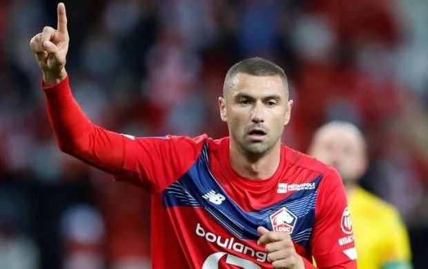 Fransada tarixi yazan Burak Yılmaz yenidən Super Liqada - Yeni klubu 