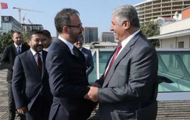 Türkiyəli nazir Azad Rəhimovun vəfatı ilə bağlı başsağlığı verdi 