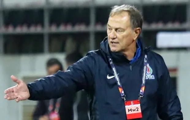 "Azərbaycanda futbolçu azdır, seçim imkanı yoxdur" - De Byazi 