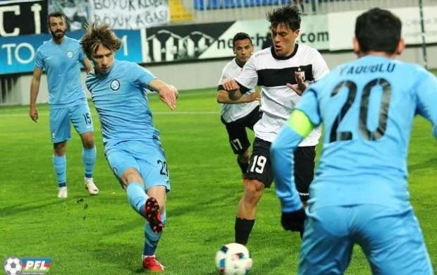 “Neftçi” və "Sumqayıt"dan qələbə 