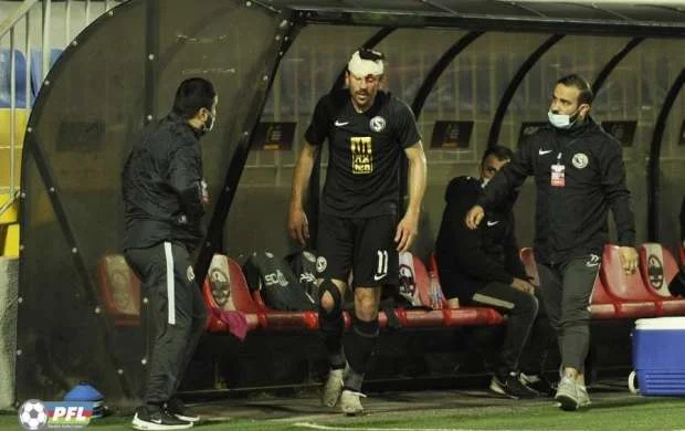 "Səbail"in futbolçusunun başına tikiş qoyuldu 