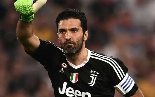 Buffon "Barselona"da? 