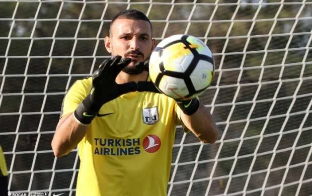 Səlahət Ağayev "Neftçi"dən gedir? - Klubdan açıqlama 