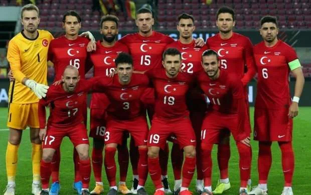 Türkiyə - Şimali İrlandiya oyunu ləğv olundu 