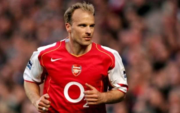 "Arsenal"ın daha bir futbolçusunun adı Şöhrət Zalına daxil edildi 